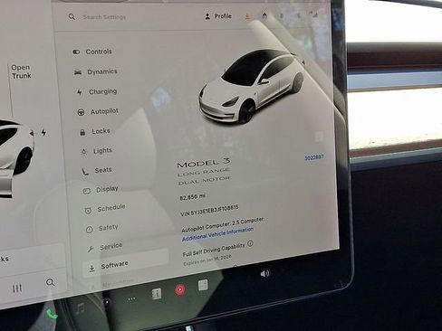 Used 2018 Tesla Model 3 Long Range image 30