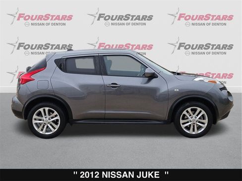 Used 2012 Nissan Juke SV image 3