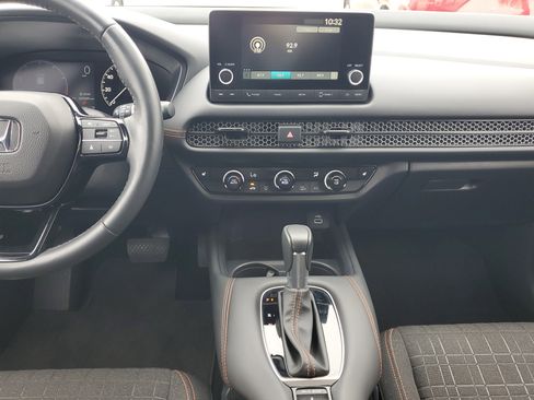 Used 2024 Honda HR-V Sport image 17
