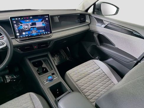New 2026 Volkswagen Tiguan S FWD image 23