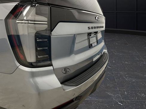 New 2026 Chevrolet Suburban RST w/ RST Capability Package image 38