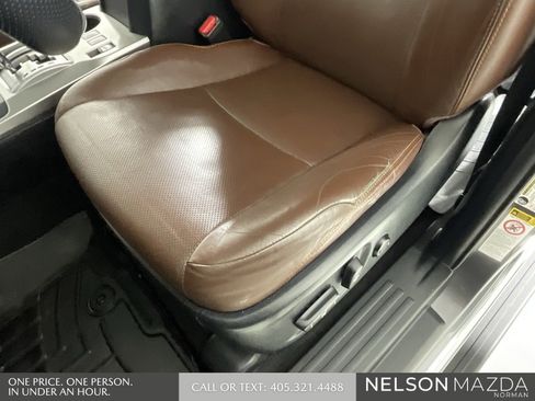 Used 2015 Toyota 4Runner Limited image 25