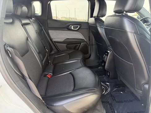 Used 2023 Jeep Compass Latitude image 20