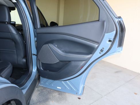 Certified 2024 Ford Mustang Mach-E Select image 43