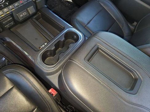 Used 2019 GMC Sierra 1500 SLT image 23