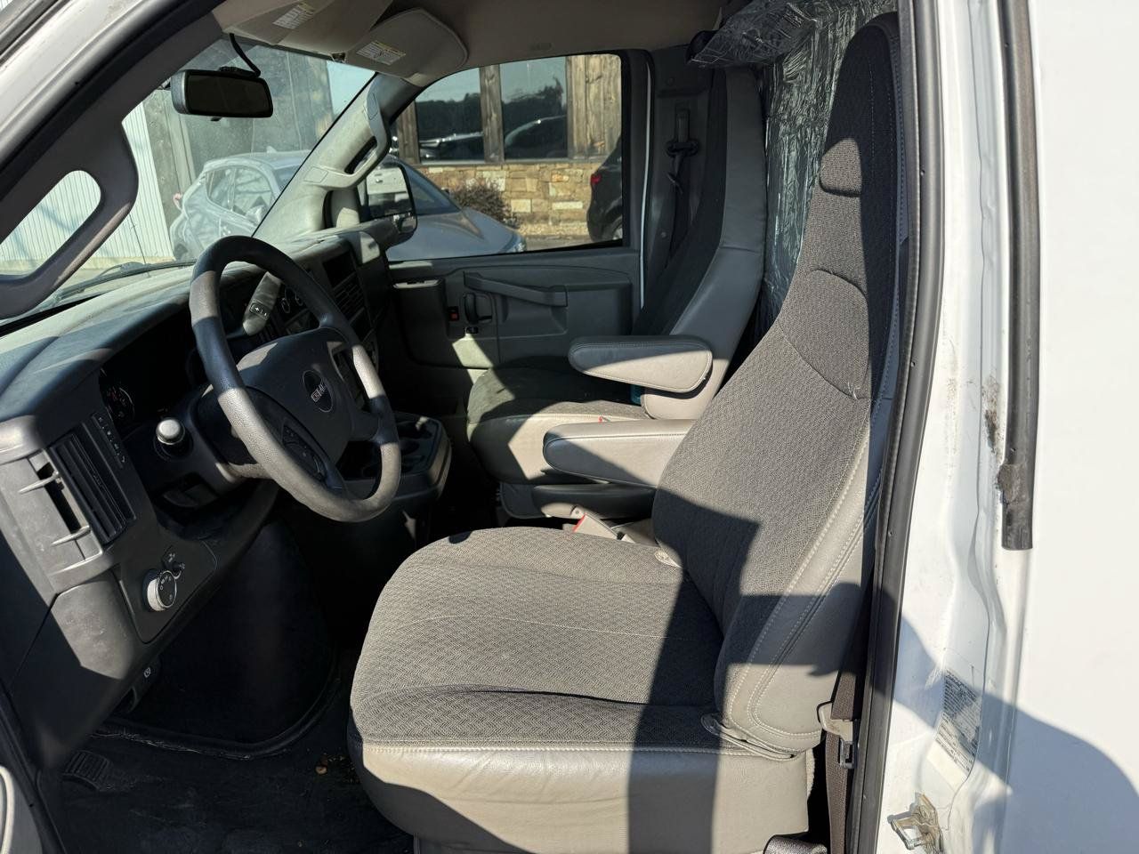 Used 2020 GMC Savana 2500 w/ Driver Convenience Package RWD image 6