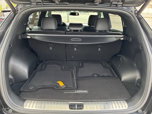 Used 2022 Kia Sportage SX w/ Paint Protection Package FWD image 9