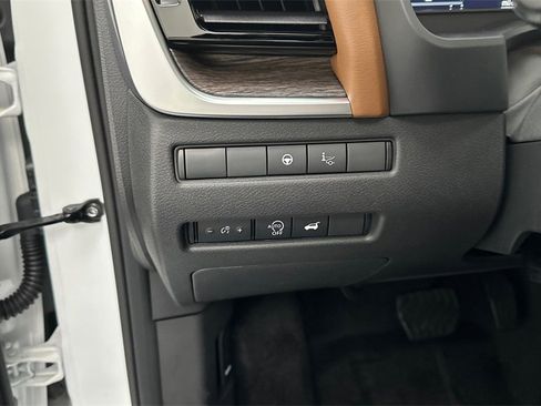 New 2026 Nissan Rogue Platinum w/ Platinum Premium Package image 23