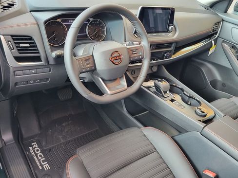 New 2026 Nissan Rogue SV AWD/4WD image 5