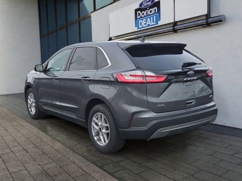 Certified 2024 Ford Edge SEL w/ Convenience Package AWD/4WD image 5