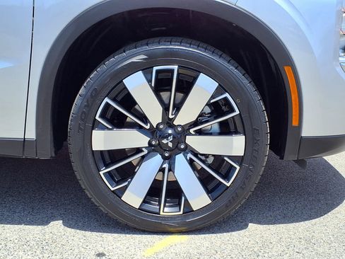 Used 2025 Mitsubishi Outlander SE AWD/4WD image 6