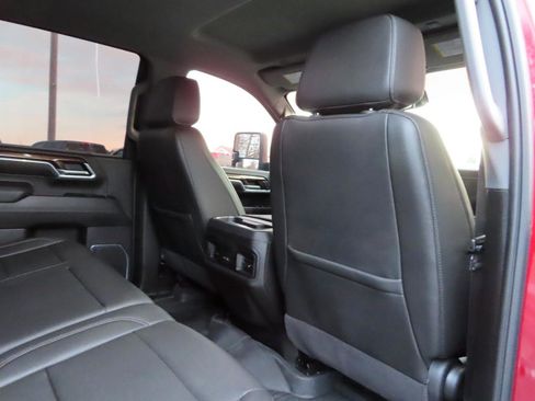 Used 2024 Chevrolet Silverado 2500 LT AWD/4WD image 51