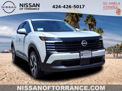 New 2025 Nissan Kicks SV w/ SV Premium Package AWD/4WD image 1