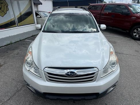 Used 2011 Subaru Outback 2.5i Premium AWD/4WD image 10
