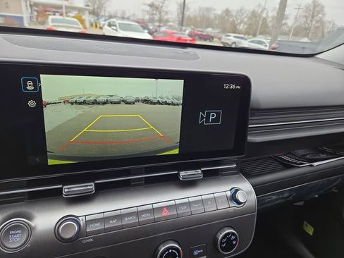 New 2026 Hyundai Kona SE image 12