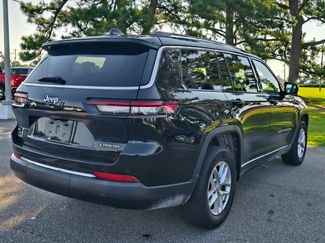 Used 2022 Jeep Grand Cherokee L Laredo w/ Luxury Tech Group I RWD video 3