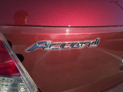 Used 2010 Honda Accord LX image 5