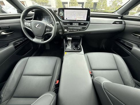 Used 2025 Lexus ES 350 w/ Premium Package FWD image 19