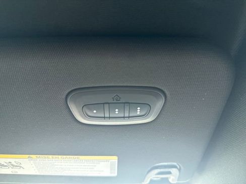 Used 2019 RAM 1500 Laramie image 37