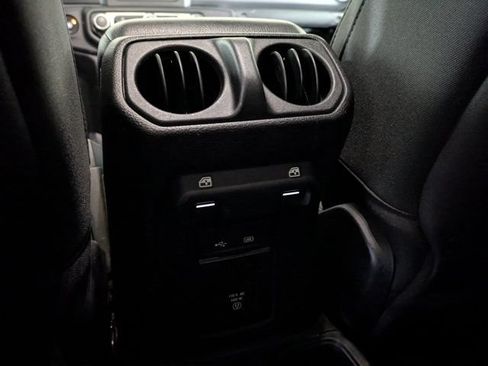 Used 2020 Jeep Gladiator Mojave w/ LED Lighting Group AWD/4WD image 14