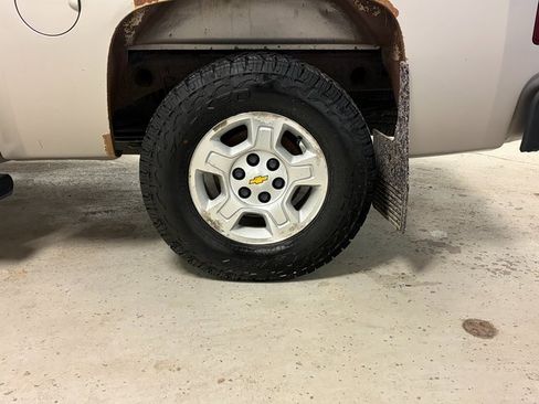 Used 2009 Chevrolet Silverado 1500 LT w/ Power Pack Plus image 11