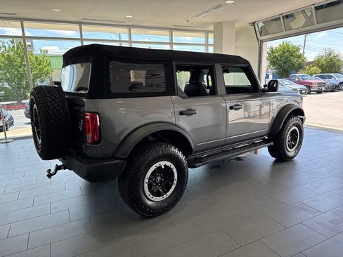 Used 2023 Ford Bronco Big Bend w/ Sasquatch Package AWD/4WD image 8