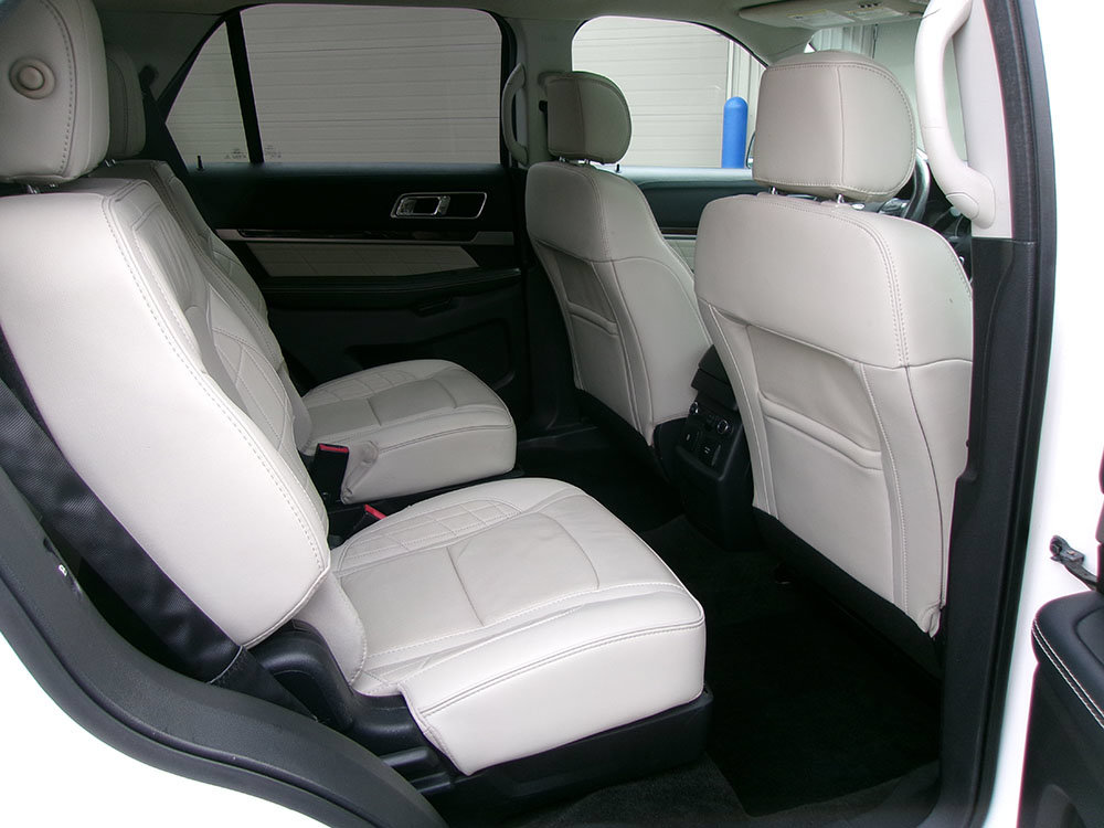 Used 2017 Ford Explorer Platinum AWD/4WD image 11