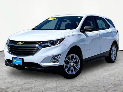 Used 2019 Chevrolet Equinox LS w/ LPO, Floor Liner Package FWD image 3