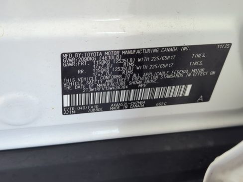 Used 2025 Toyota RAV4 XLE w/ Convenience Package FWD image 25