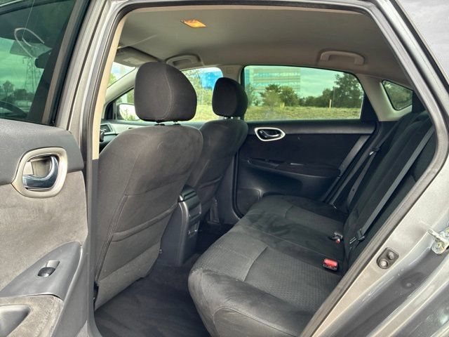 Used 2015 Nissan Sentra SR FWD image 21