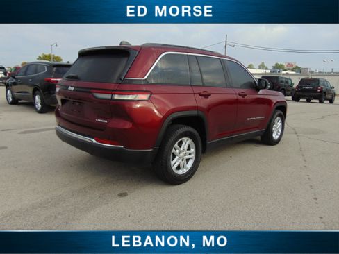 Used 2024 Jeep Grand Cherokee Laredo image 6