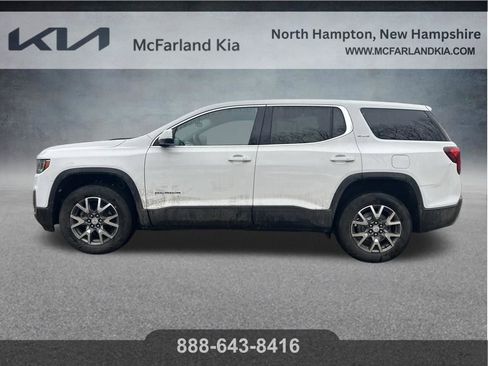 Used 2023 GMC Acadia SLE image 4