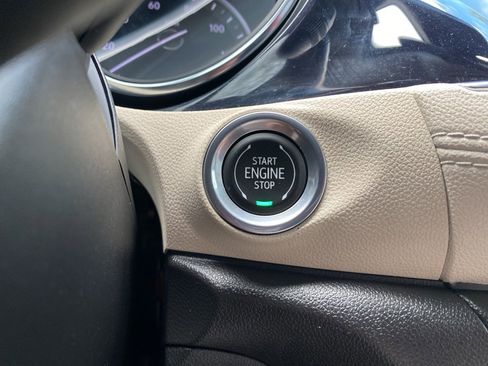 Used 2021 Buick Encore GX Preferred image 12