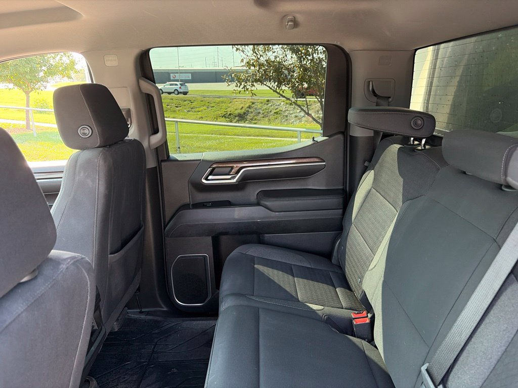 Used 2023 Chevrolet Silverado 1500 RST AWD/4WD image 39
