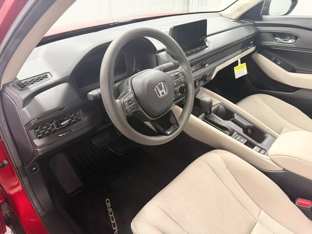 Certified 2025 Honda Accord SE image 21