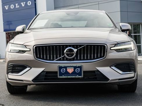 Certified 2023 Volvo S60 T8 Ultimate image 2