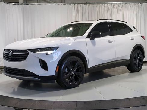 Used 2022 Buick Envision Essence w/ Sport Touring Package image 4