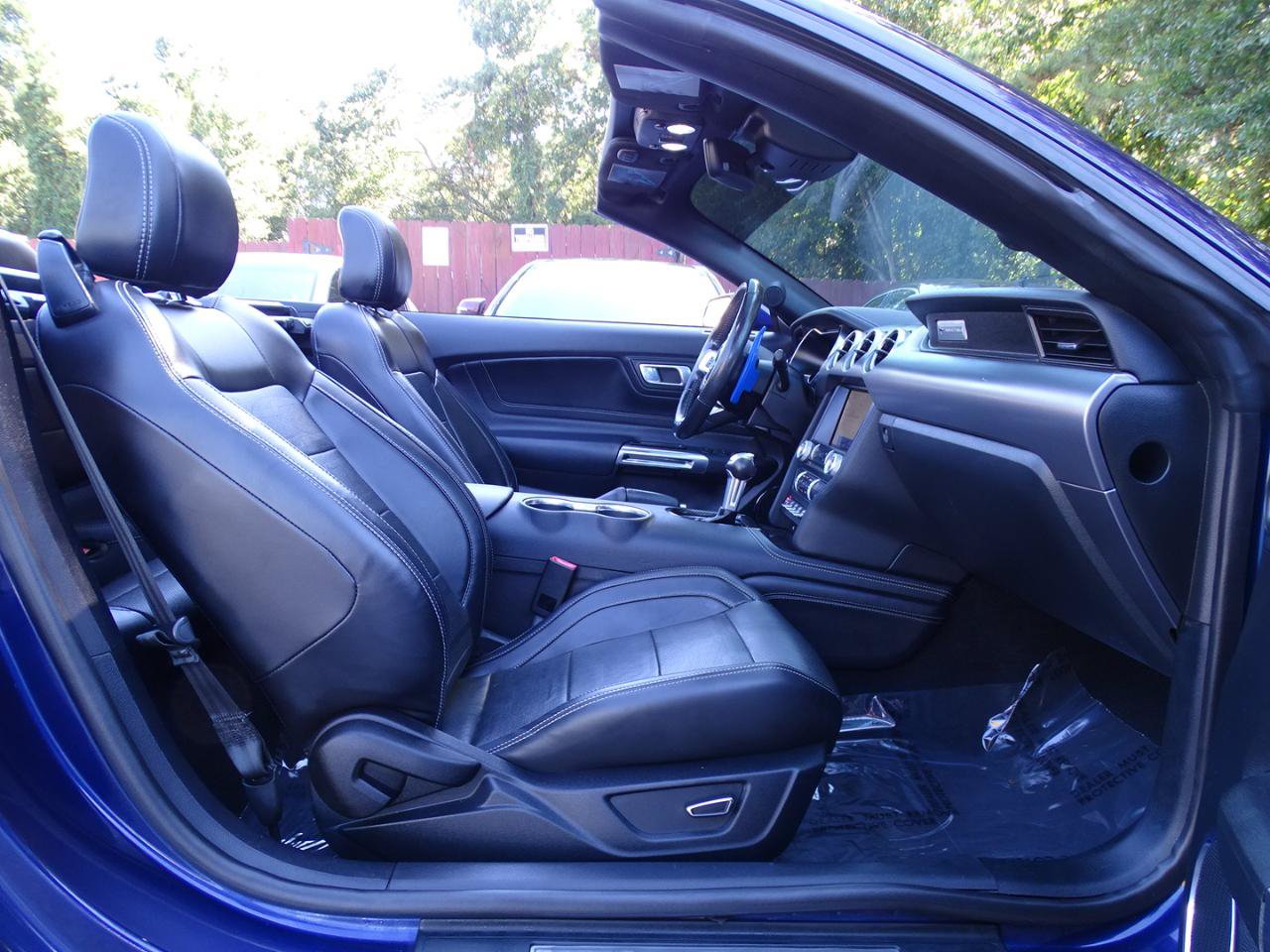 Used 2019 Ford Mustang GT Premium w/ Equipment Group 401A RWD image 36