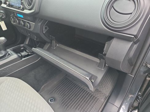 Used 2023 Toyota Tacoma SR image 27