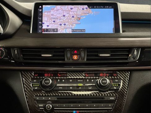 Used 2018 BMW X5 xDrive50i AWD/4WD image 24