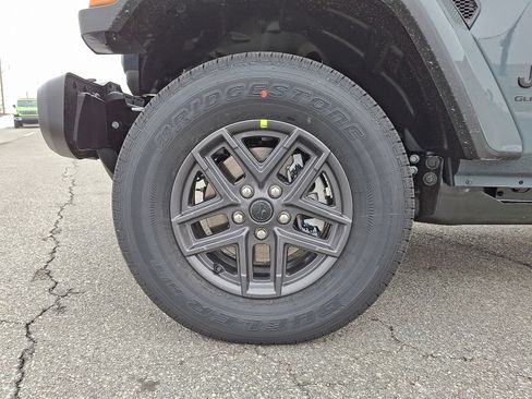 New 2026 Jeep Gladiator Sport image 4