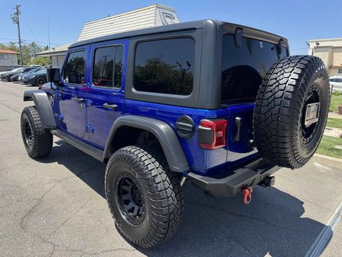Used 2020 Jeep Wrangler Unlimited Rubicon w/ Dual Top Group AWD/4WD image 3