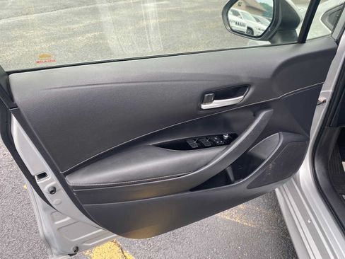 Used 2020 Toyota Corolla SE w/ SE Preferred Package FWD image 26
