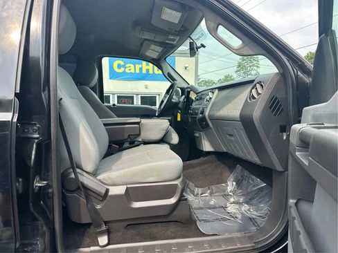 Used 2012 Ford F250 XLT w/ XLT Premium Pkg AWD/4WD image 9