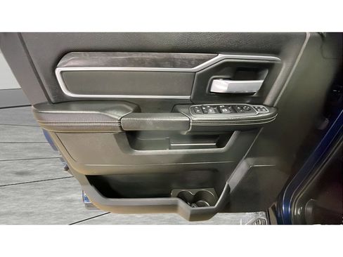 Used 2024 RAM 2500 Big Horn w/ Bed Utility Group AWD/4WD image 10