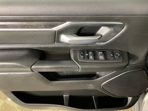 Used 2024 RAM 1500 Big Horn AWD/4WD image 30