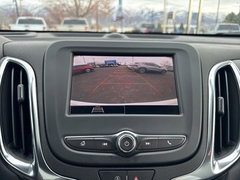 Used 2024 Chevrolet Equinox LT image 24