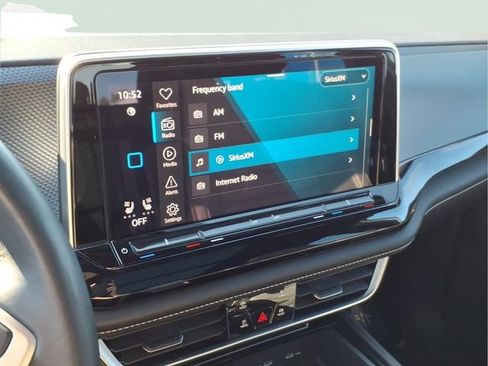 Used 2024 Volkswagen Atlas Cross Sport SEL R-Line image 24