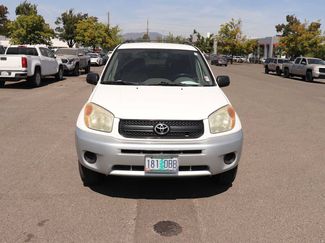 Used 2004 Toyota RAV4 4WD video 2