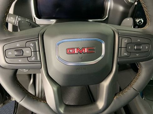 Used 2026 GMC Sierra 1500 AT4 w/ AT4 Premium Package AWD/4WD image 34